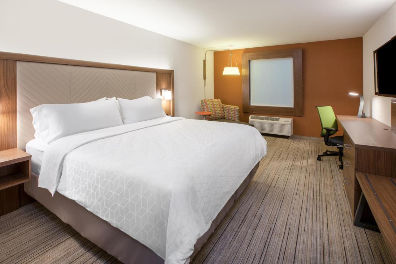 Holiday Inn Express & Suites - Canton By Ihg 外观 照片